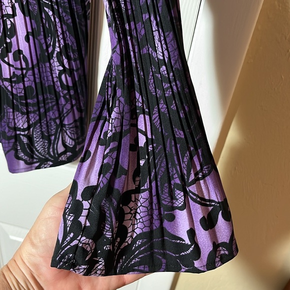 APT 9 pleated long bell sleeve button up shirt purple and black lace pattern 2X - Picture 6 of 13